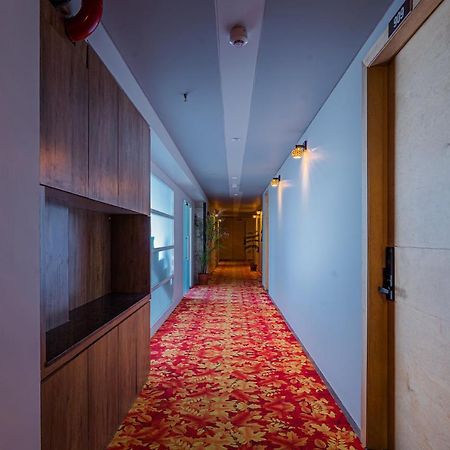 Hotel The Grand Heaven กันตินาการ์ ภายนอก รูปภาพ