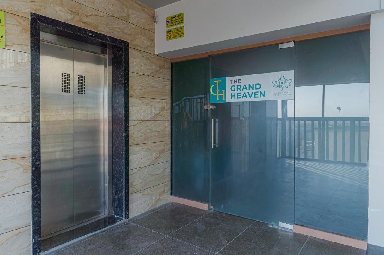 Hotel The Grand Heaven กันตินาการ์ ภายนอก รูปภาพ